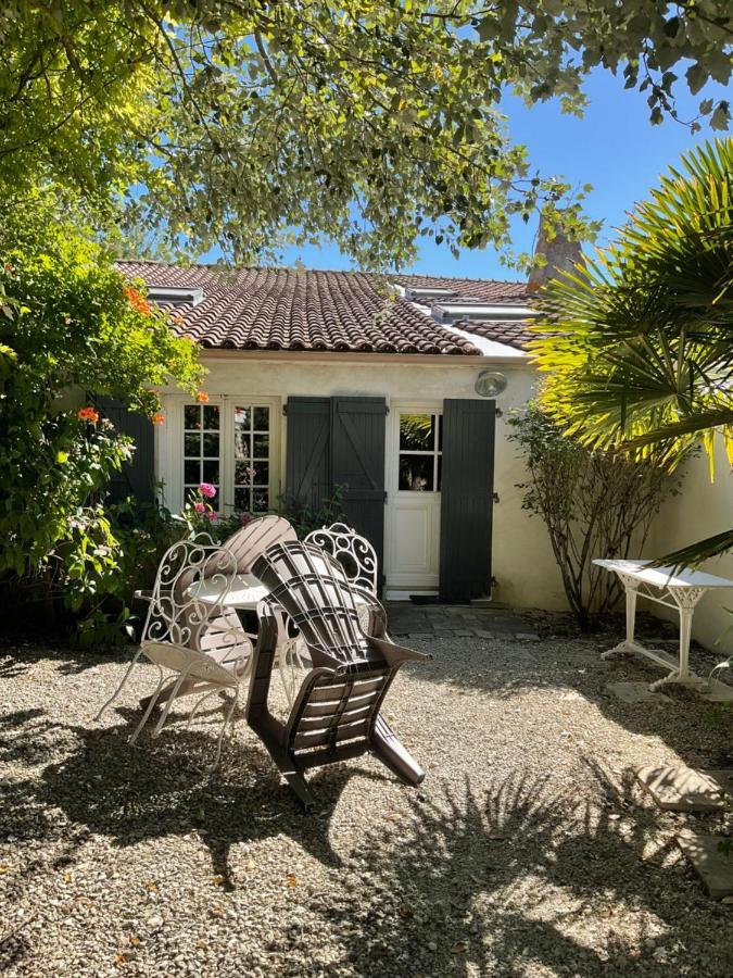 Maisonnette Proche De La Mer, Calme Avec Parking
